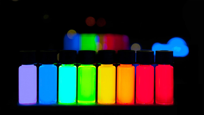 Quantum_Dots_with_emission_maxima_in_a_10-nm_step_are_being_produced_at_PlasmaChem_in_a_kg_scale